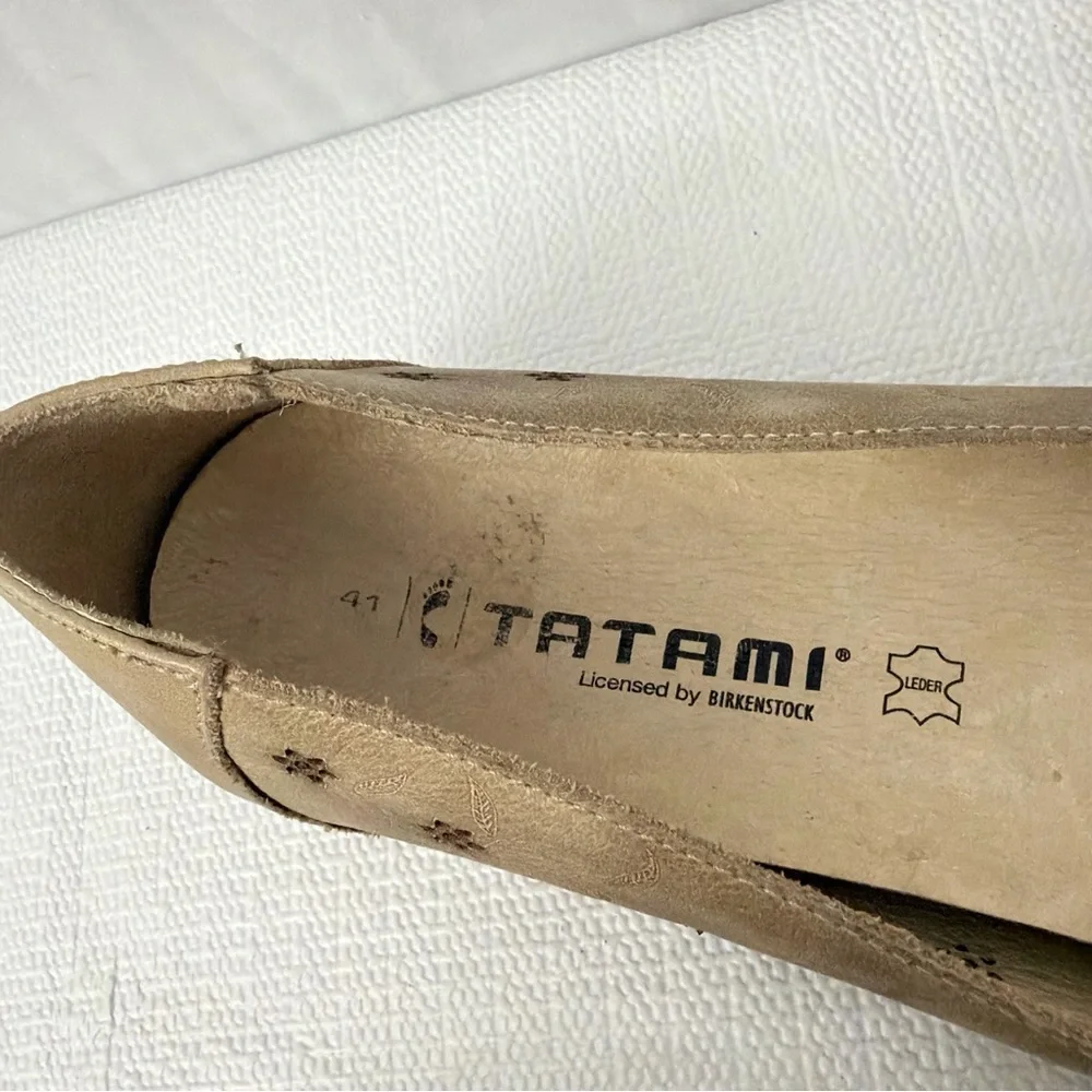 Tatami by Birkenstock Floral Detail Leather Flats - Picture 7 of 10